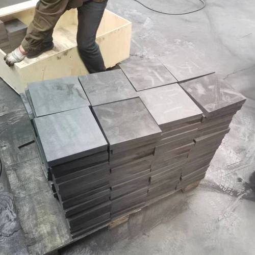 等各种石墨异形产品.公司拥有数控锯床.车床.加工中心等设备